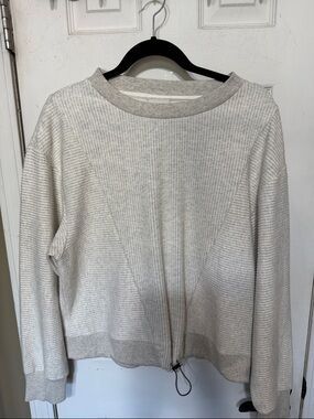 Varley Light Gray Ribbed Crew Neck Sweater